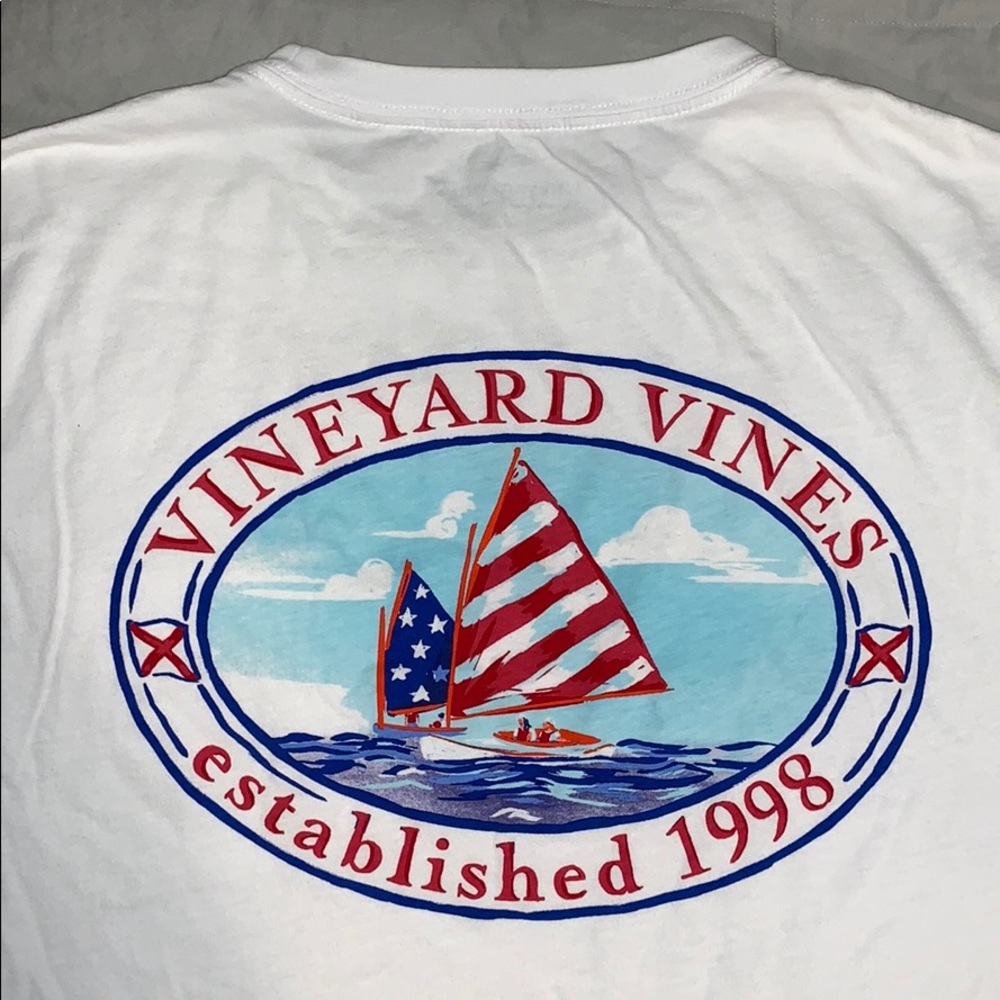 Vineyard Vines short sleeve T-shirt